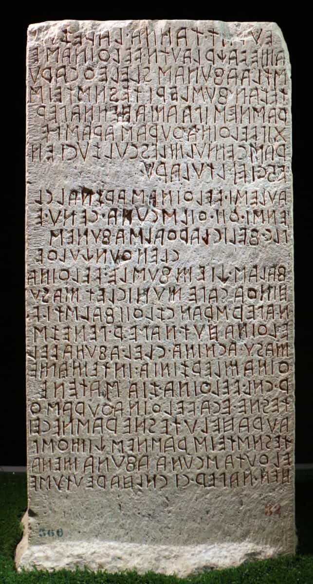 L'alfabeto Etrusco, L&#8217;alfabeto Etrusco, Rome Guides
