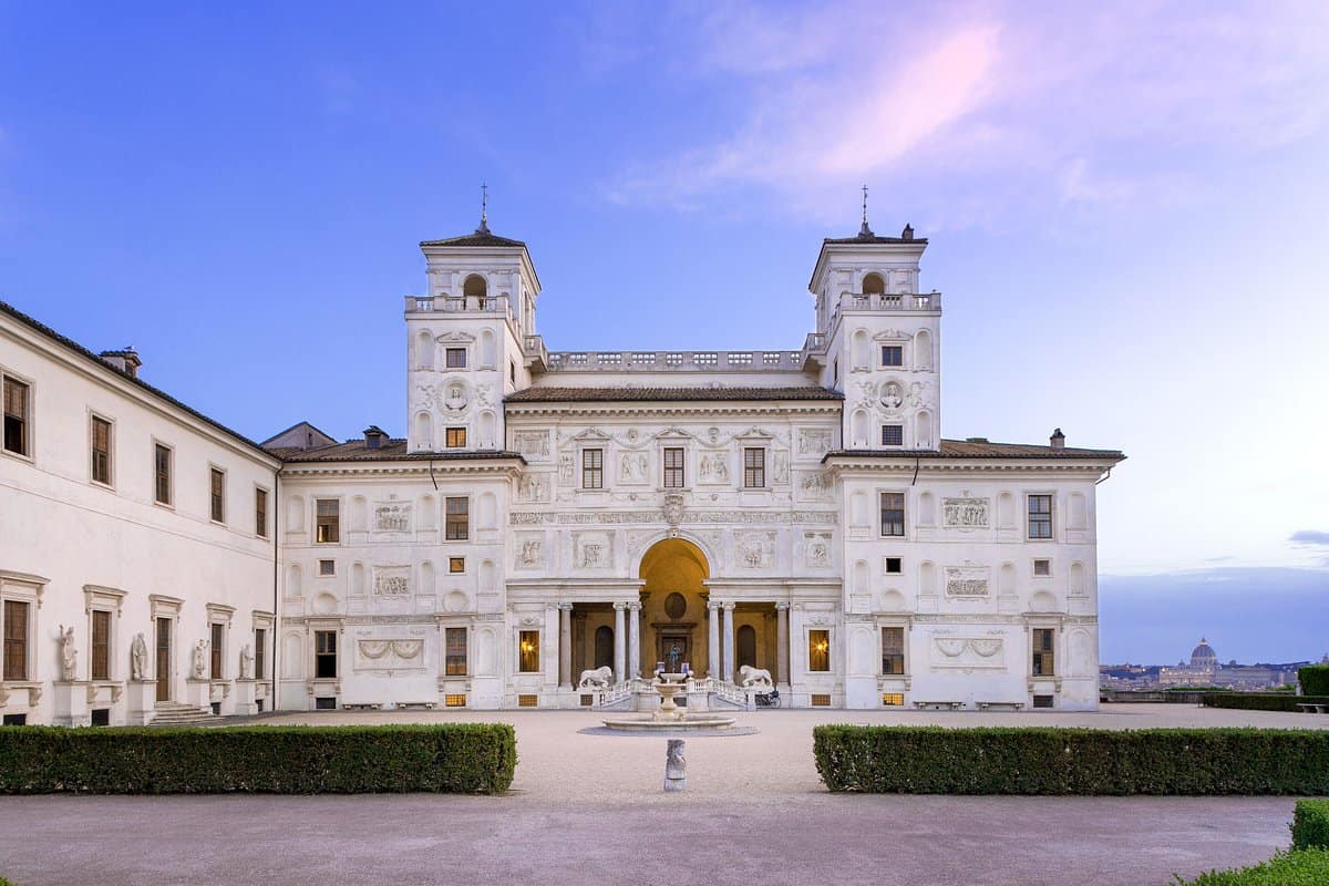 Villa Medici, Villa Medici, Rome Guides